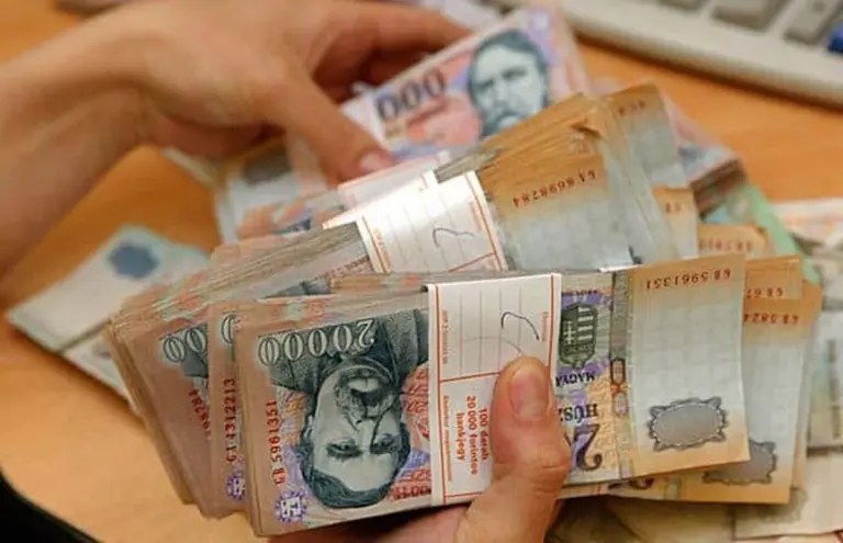 Byk: nowy przypływ gotówki i stabilność finansowa od połowy marca